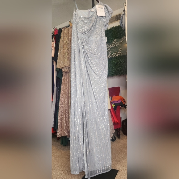 🟢SALE! MAC DUGGAL #5622 SEQUINS GOWN - Picture 8 of 9